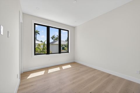 Tiny photo for 1550 Ponce De Leon Drive, Fort Lauderdale, FL 33316 (MLS # B26013850)