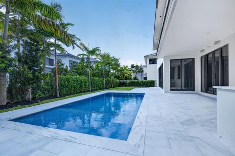 Tiny photo for 1550 Ponce De Leon Drive, Fort Lauderdale, FL 33316 (MLS # B26013850)
