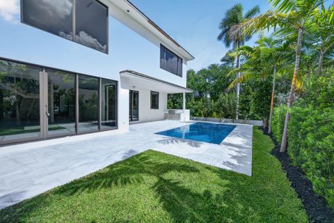 Tiny photo for 1550 Ponce De Leon Drive, Fort Lauderdale, FL 33316 (MLS # B26013850)