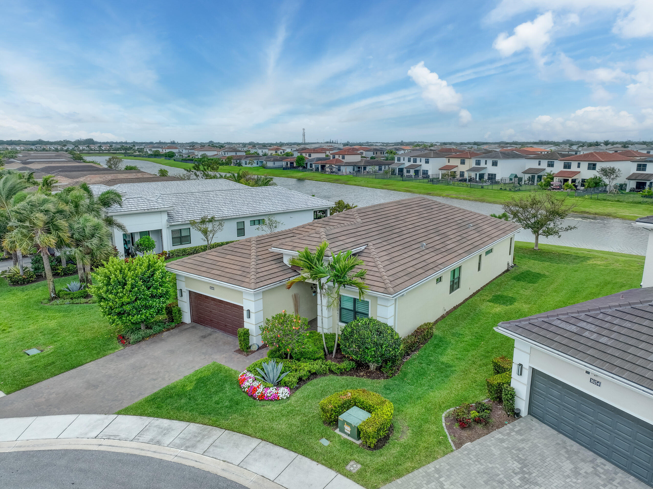 CRESSWIND PALM BEACH - Residential