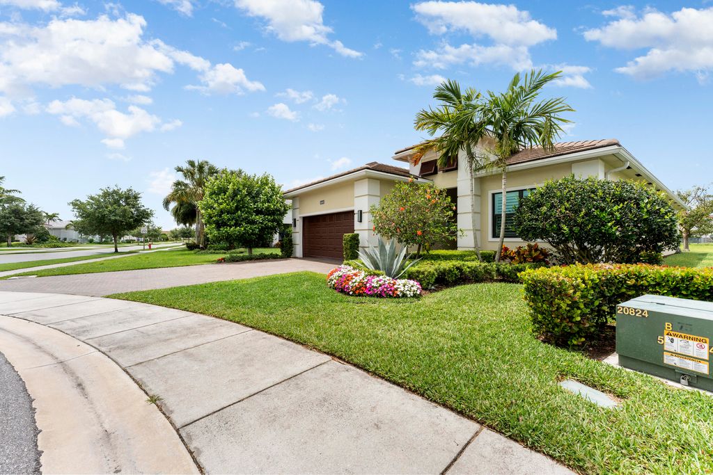 Photo of 16148 Key Biscayne Lane, Westlake, FL 33470 (MLS # B26019085)