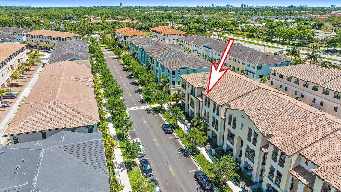 ALTON NEIGHBORHOOD 4 - Residential Lease