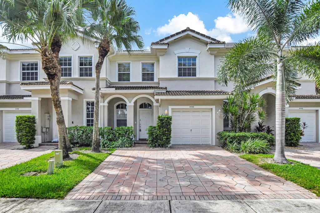 Photo of 4442 Regal Court, Delray Beach, FL 33445 (MLS # R11017402)