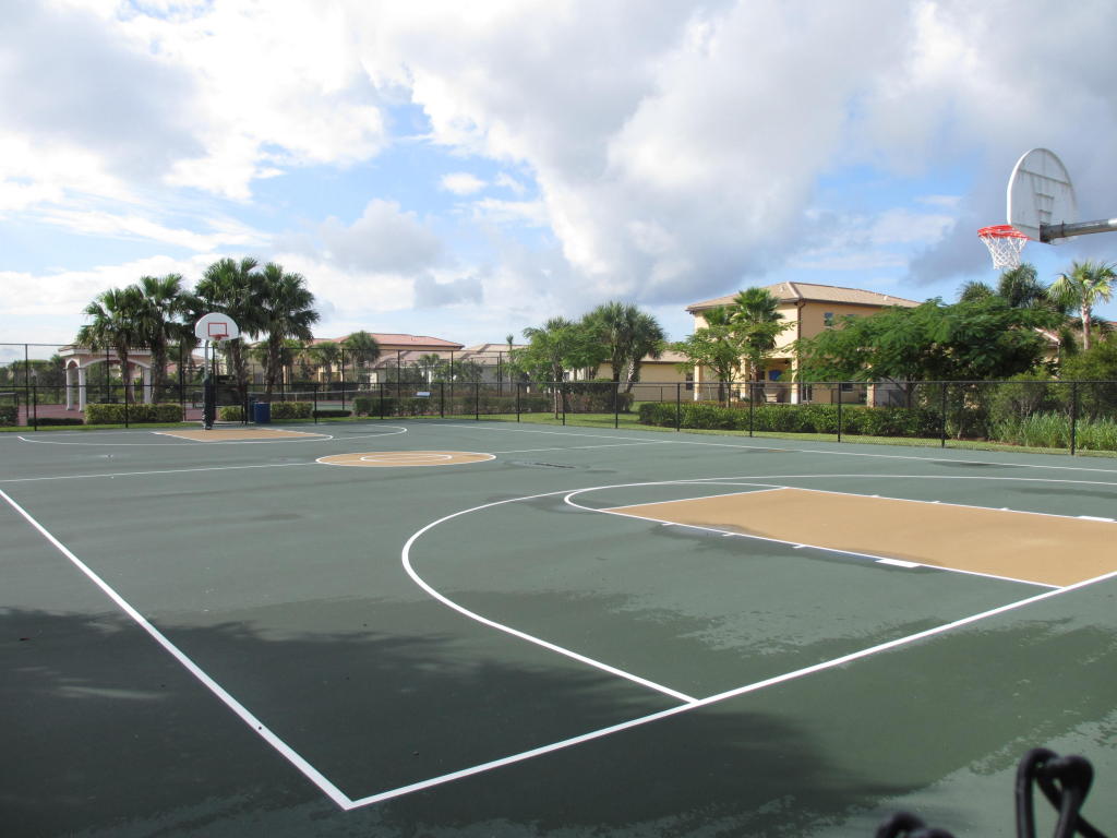 LOXAHATCHEE RESERVE NORTH - Residential Lease