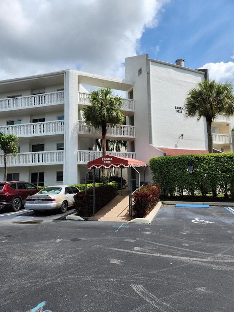 A home in Lake Worth