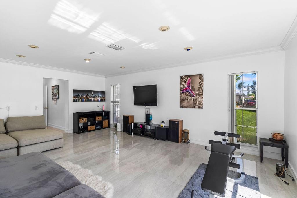 North Lake Estates - Residential