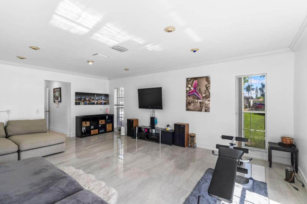 North Lake Estates - Residential