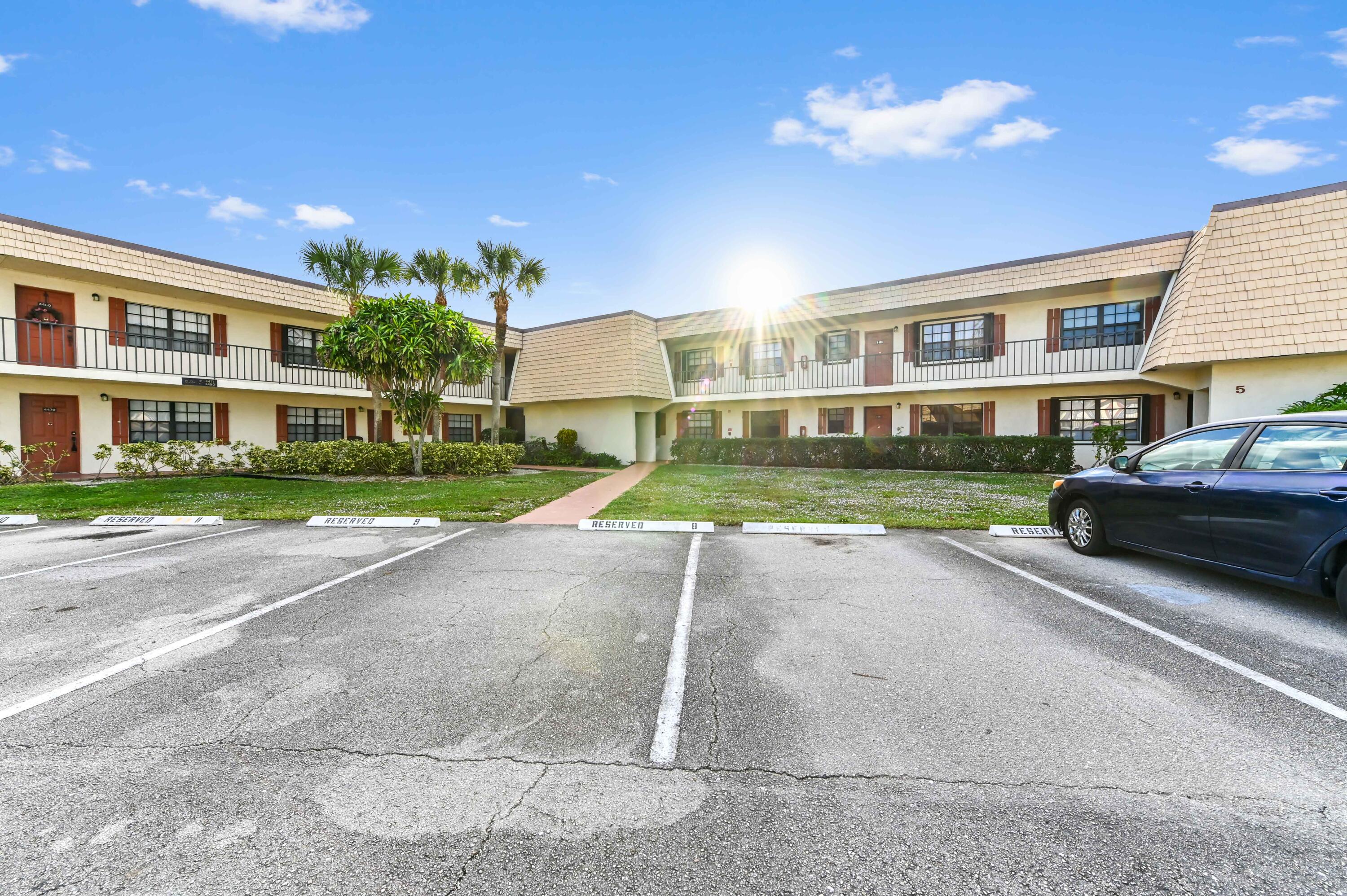 OAK TERRACE - Residential