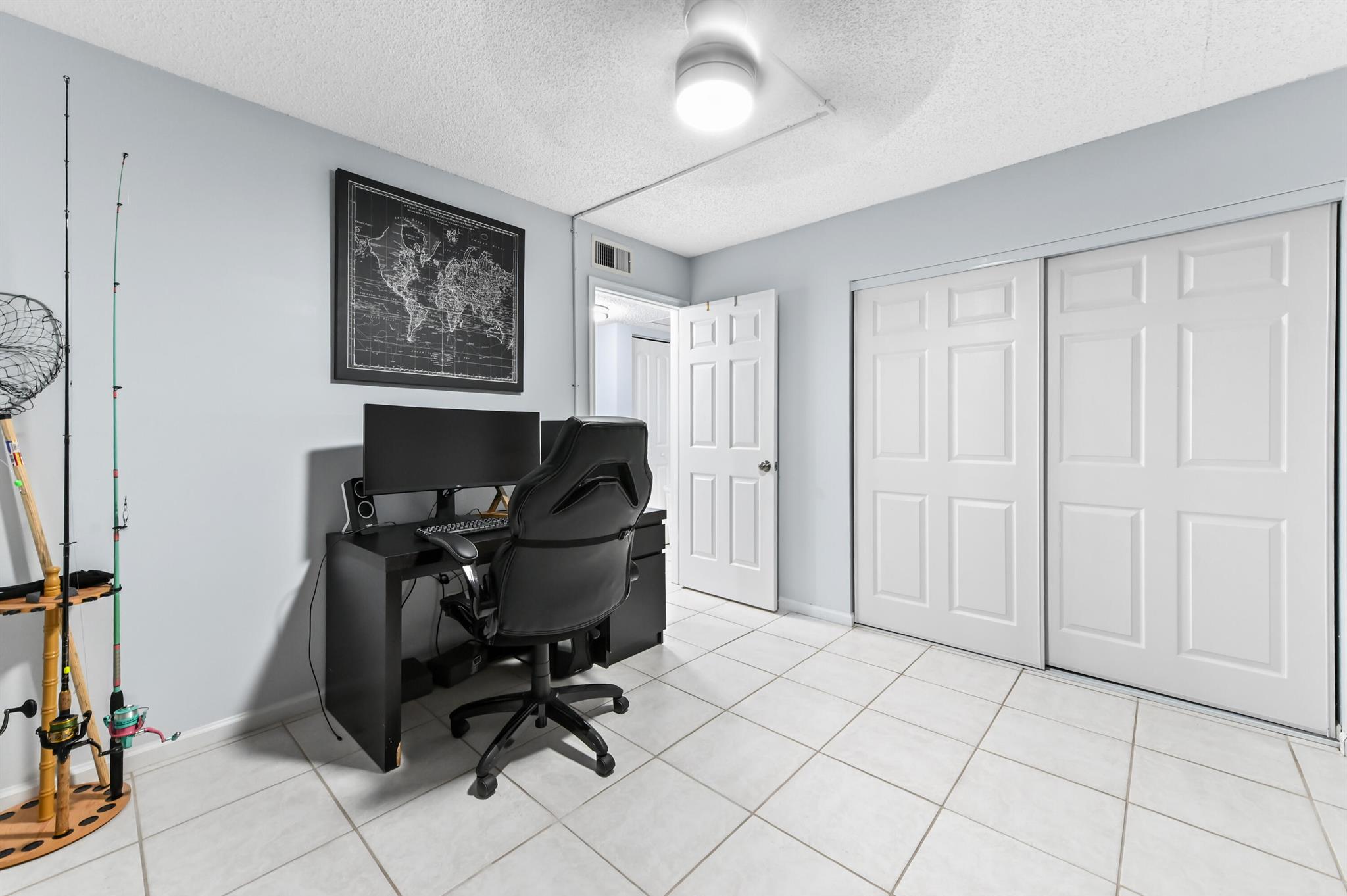 OAK TERRACE - Residential