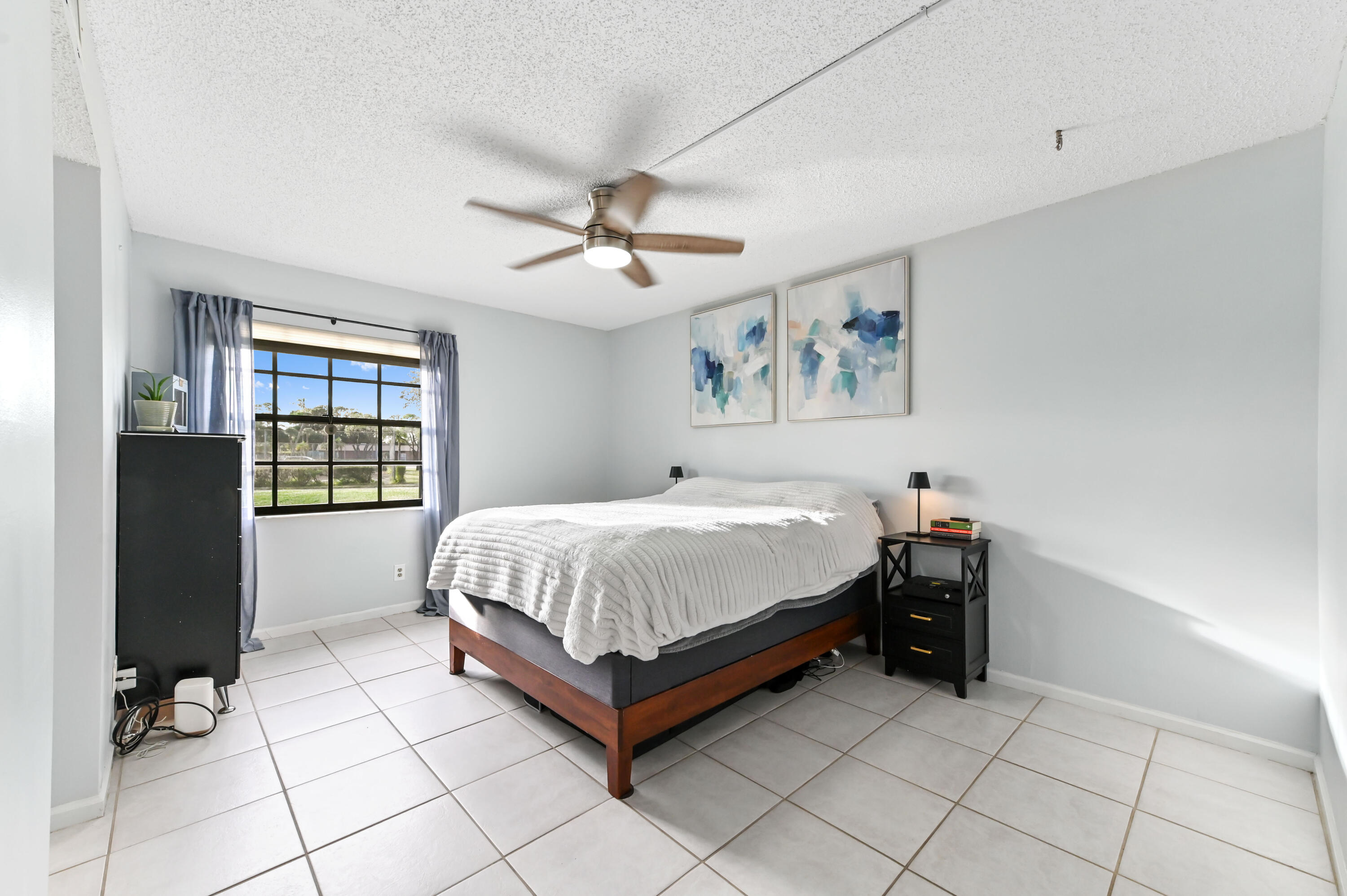 OAK TERRACE - Residential