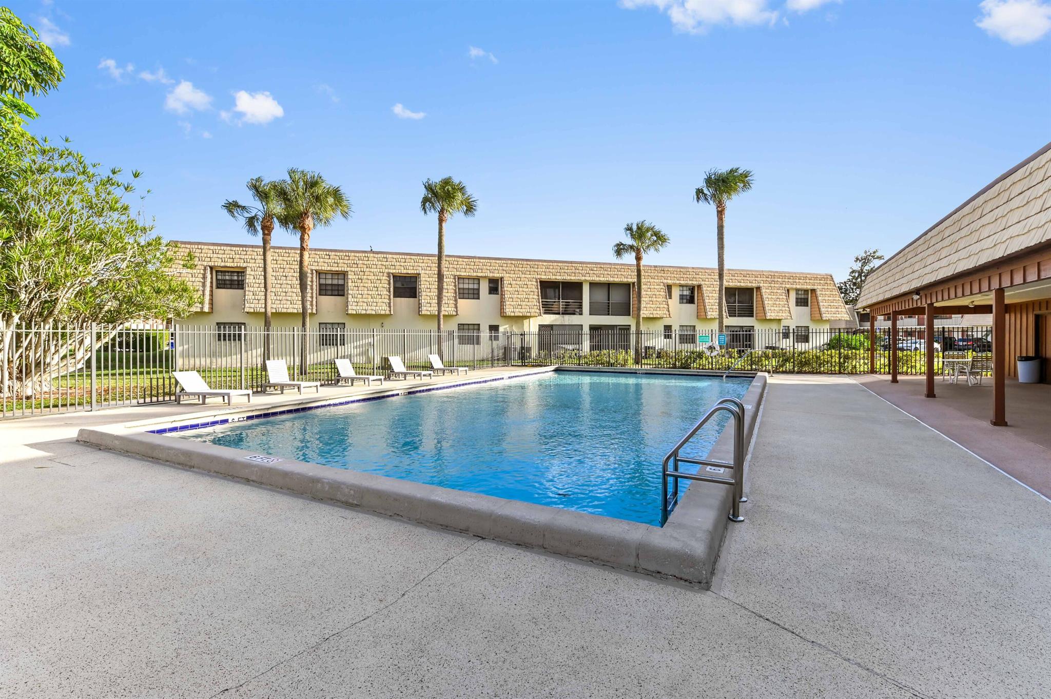 OAK TERRACE - Residential