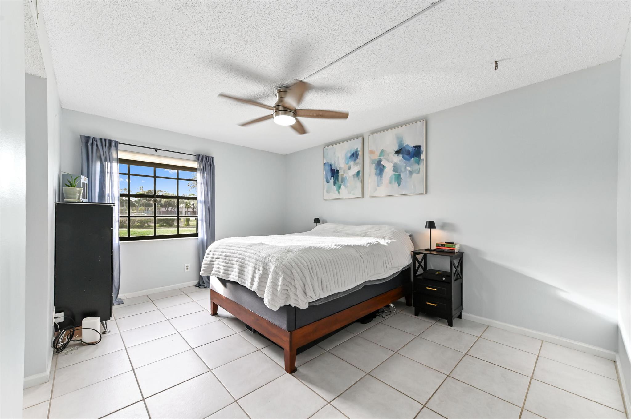 OAK TERRACE - Residential