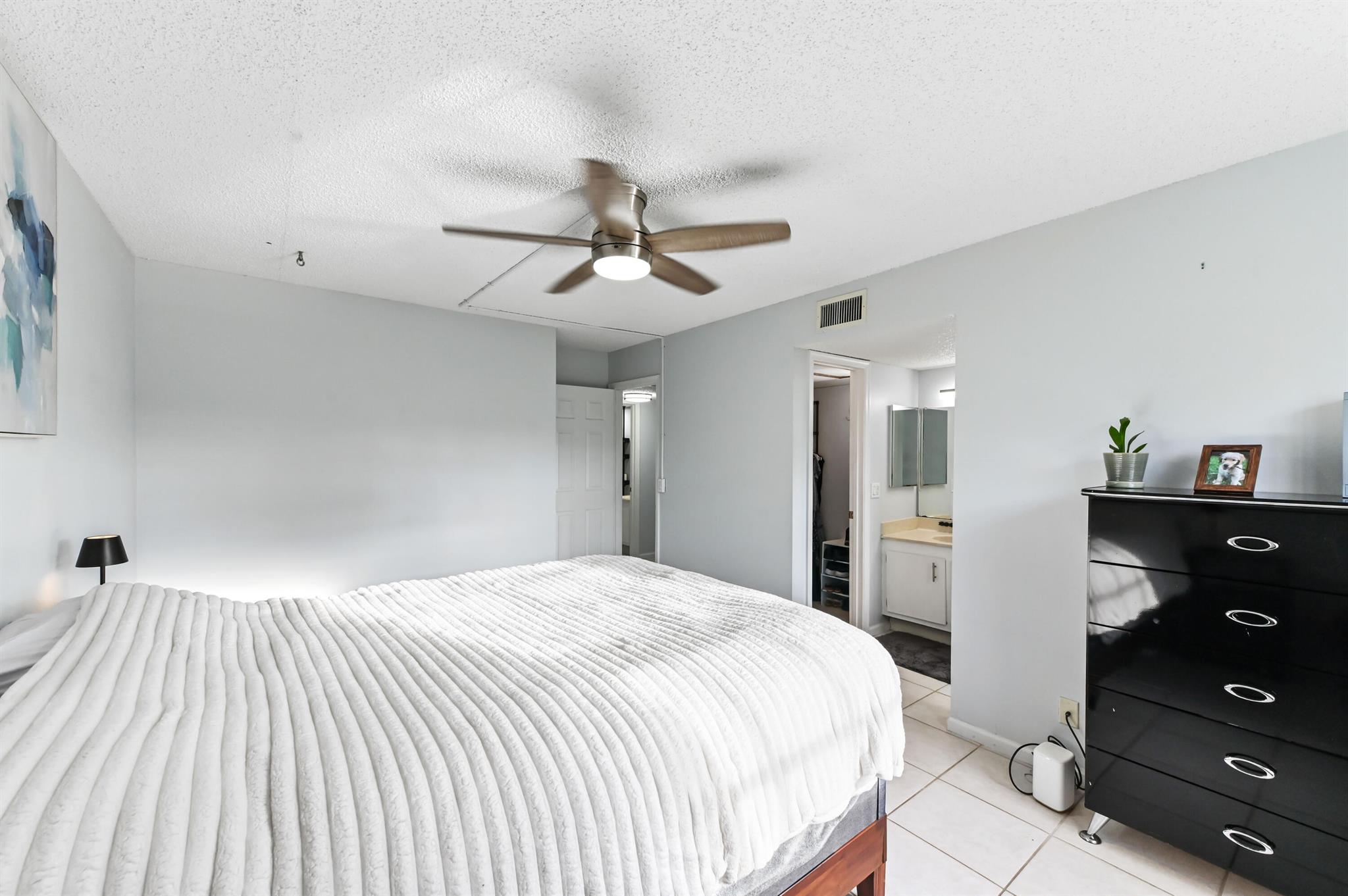 OAK TERRACE - Residential