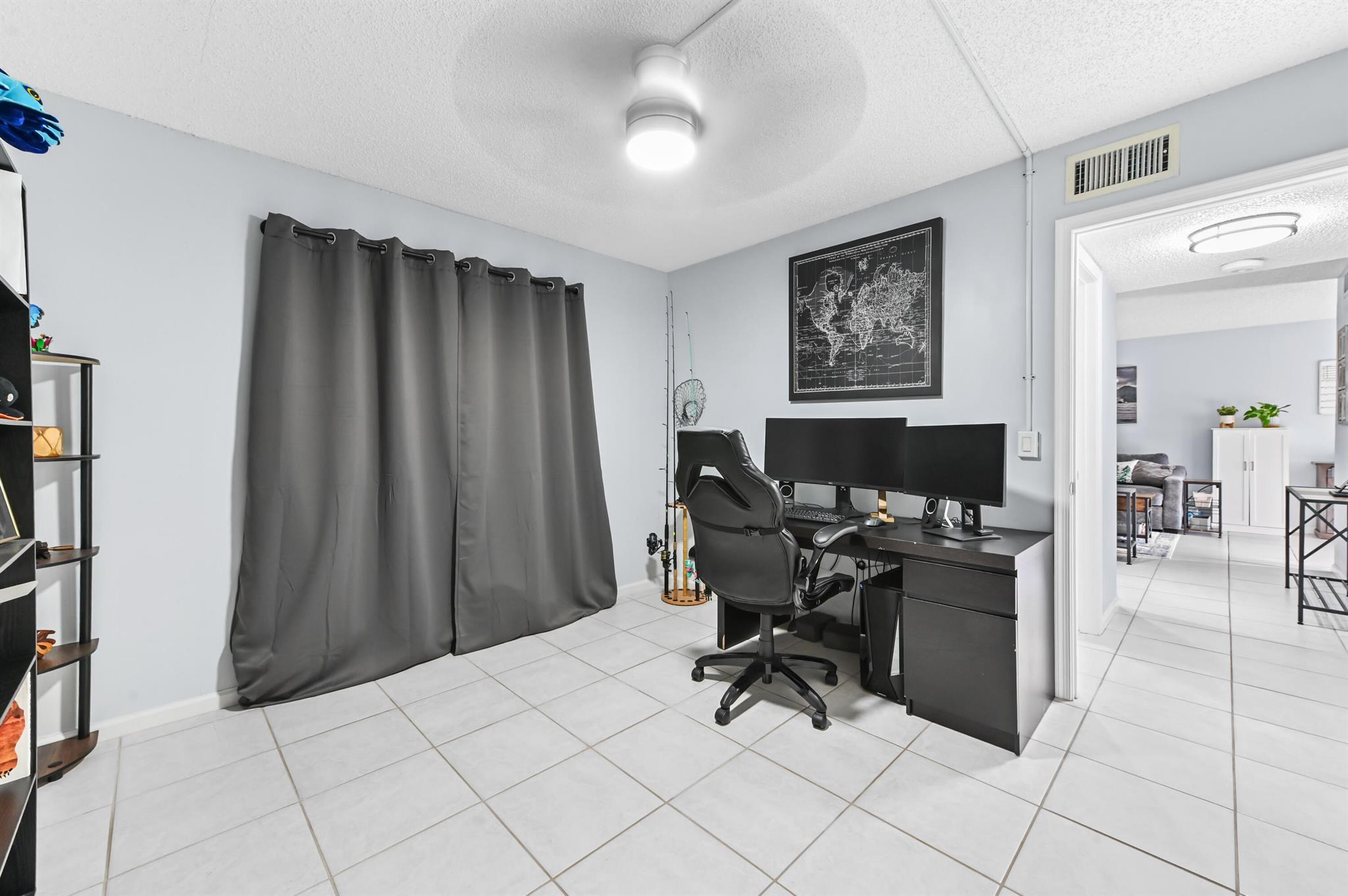 OAK TERRACE - Residential