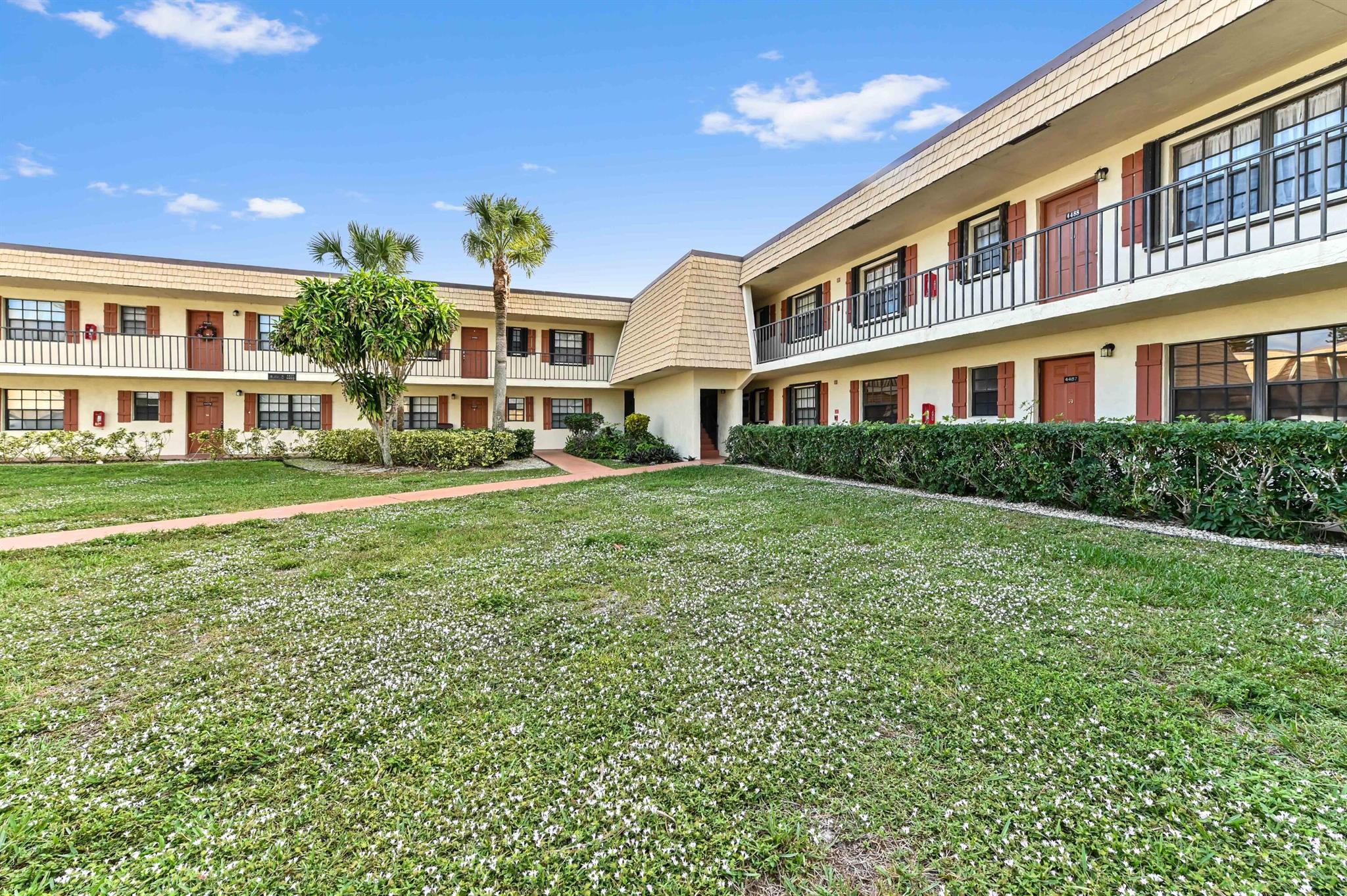 OAK TERRACE - Residential