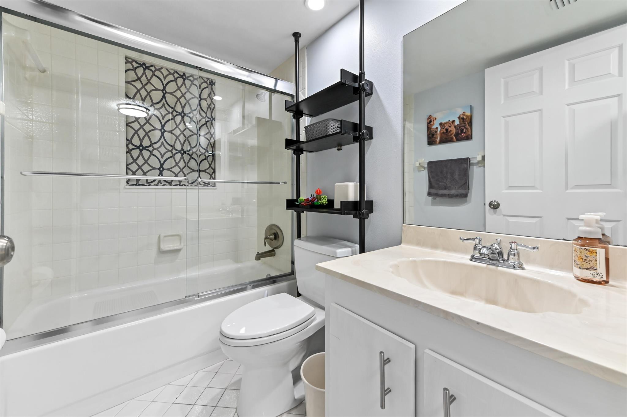 OAK TERRACE - Residential