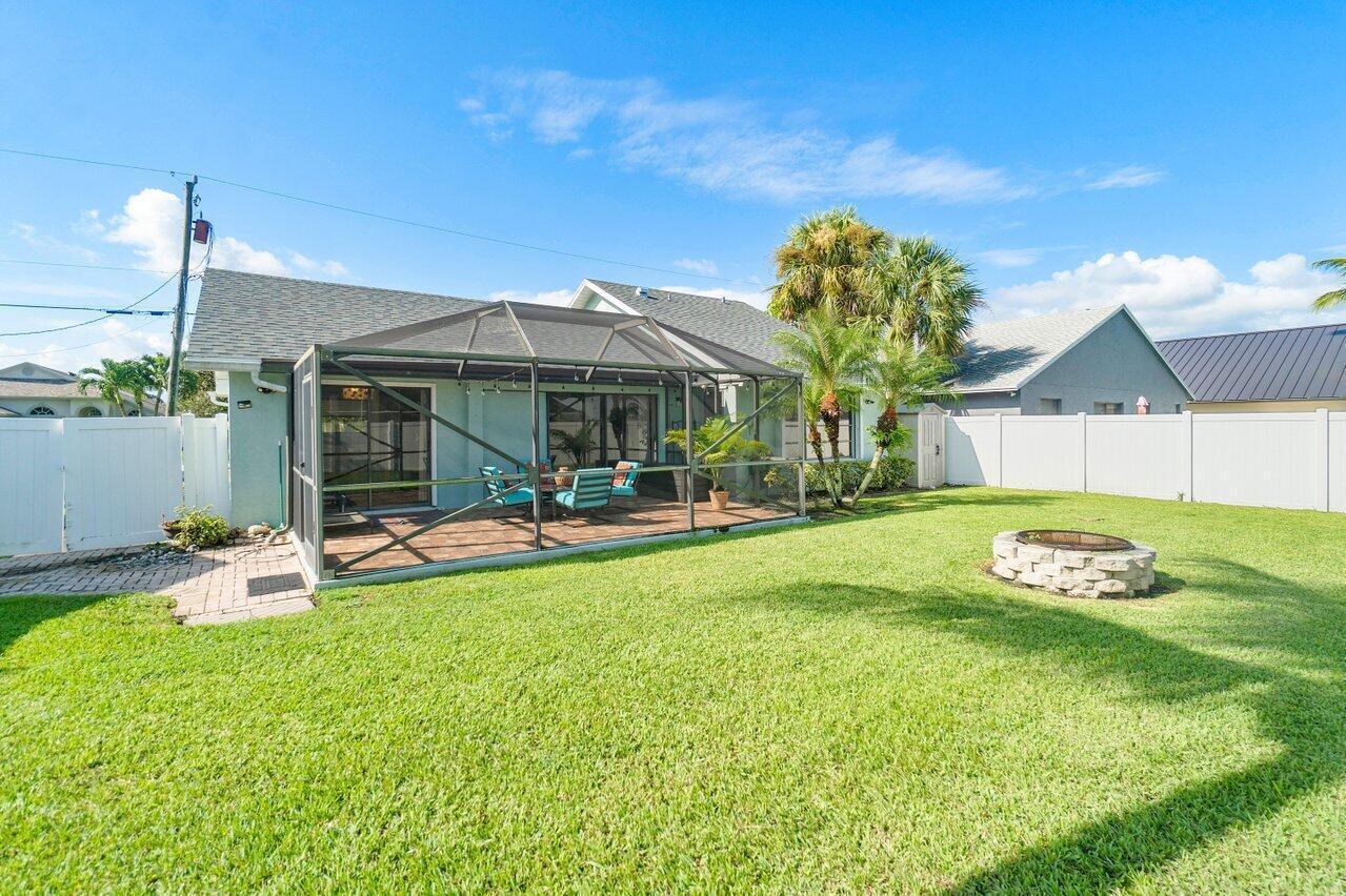 NORTH PALM BEACH HEIGHTS - Residential