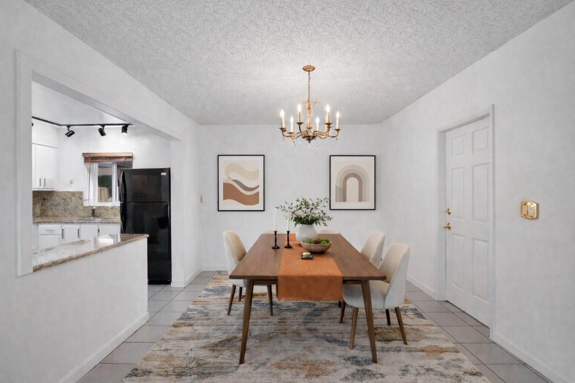 Lyons Park 33-28 B - Residential