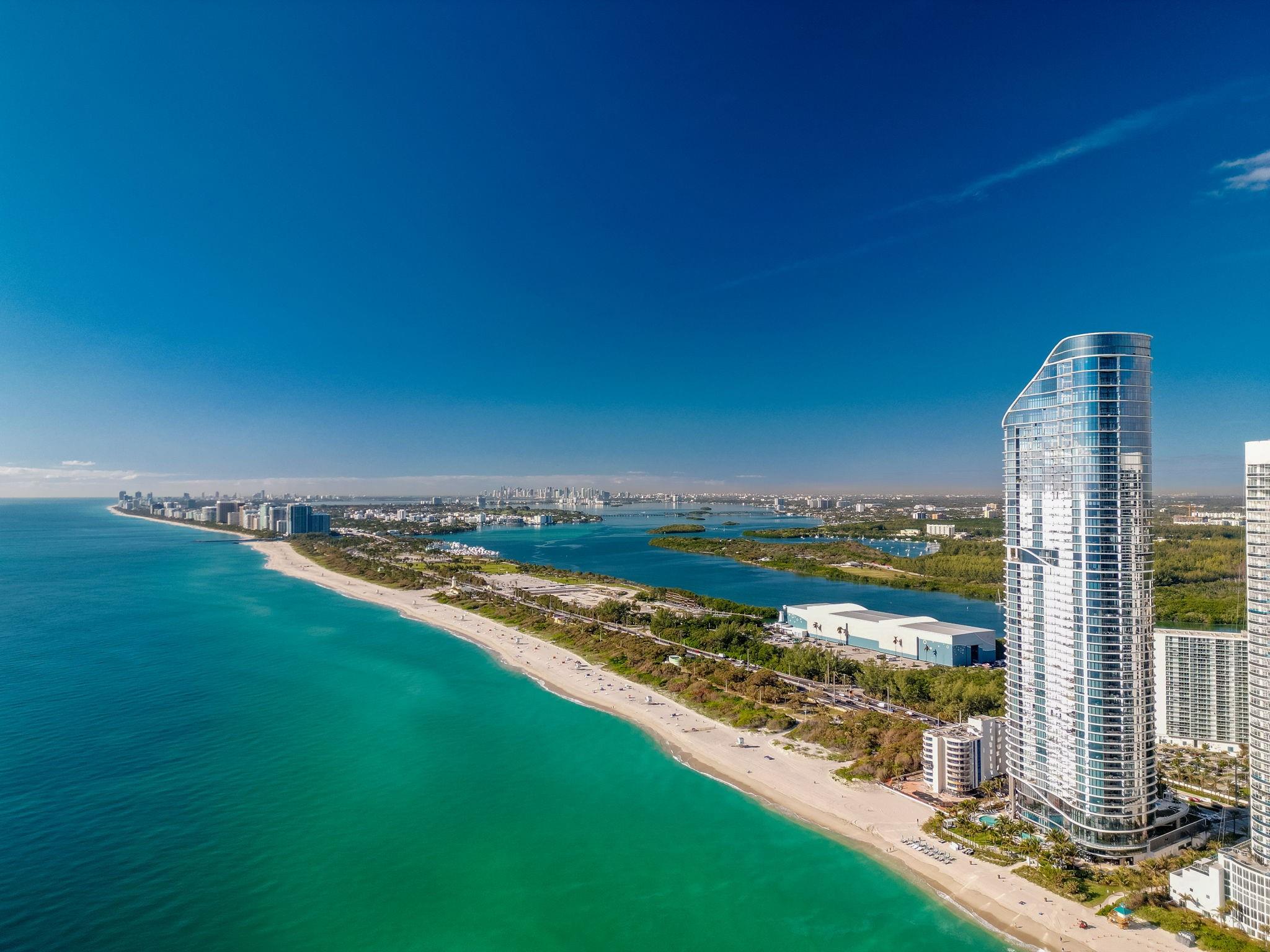 Ritz Carlton Sunny Isles - Residential