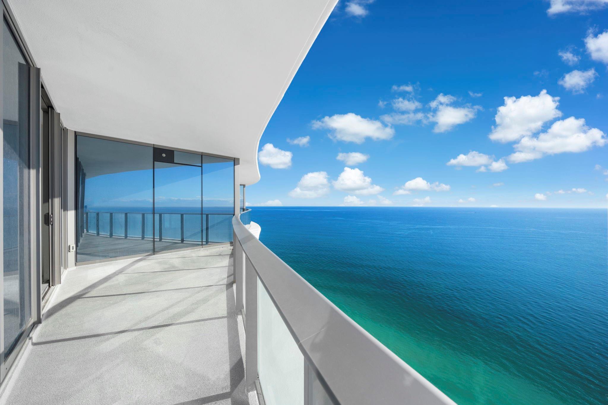 Ritz Carlton Sunny Isles - Residential