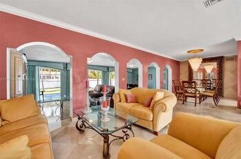 HOLLYWOOD LAKES SECTION - Residential Lease