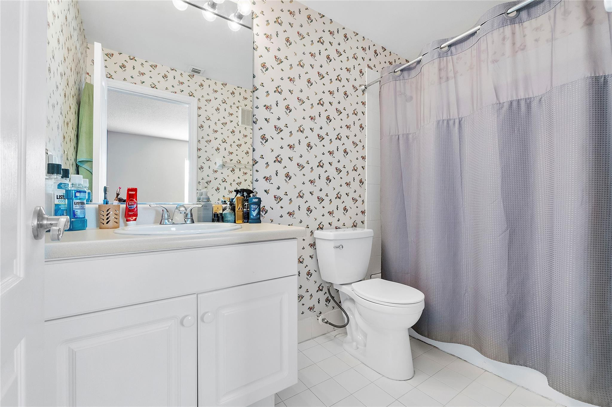 VICTORIA ISLES - Residential