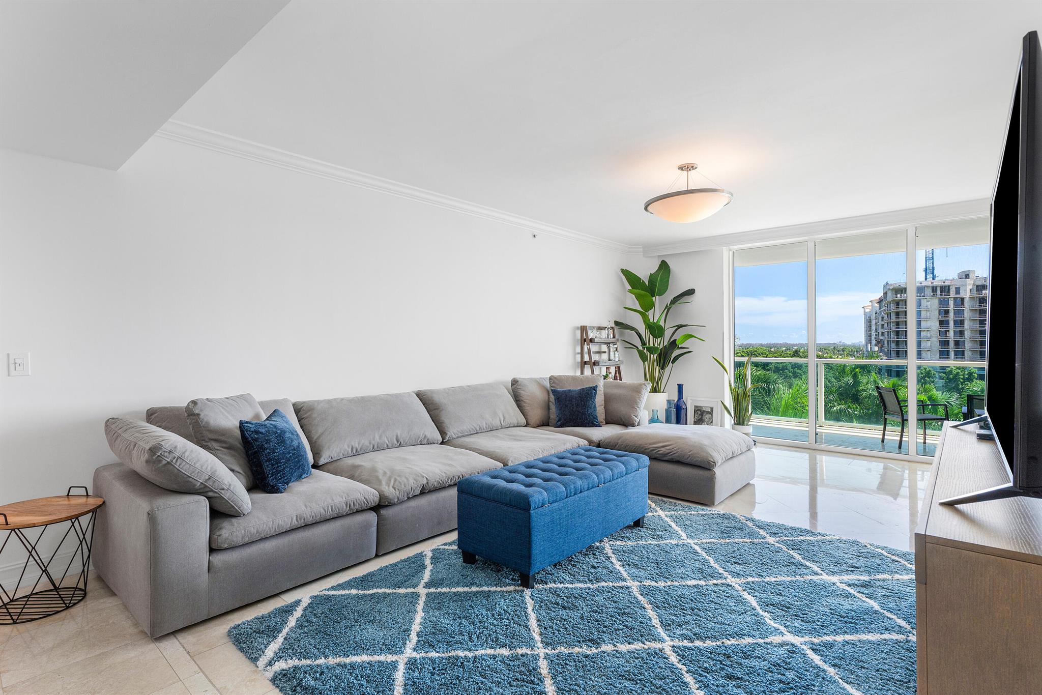 550 SE Mizner Boulevard B-707