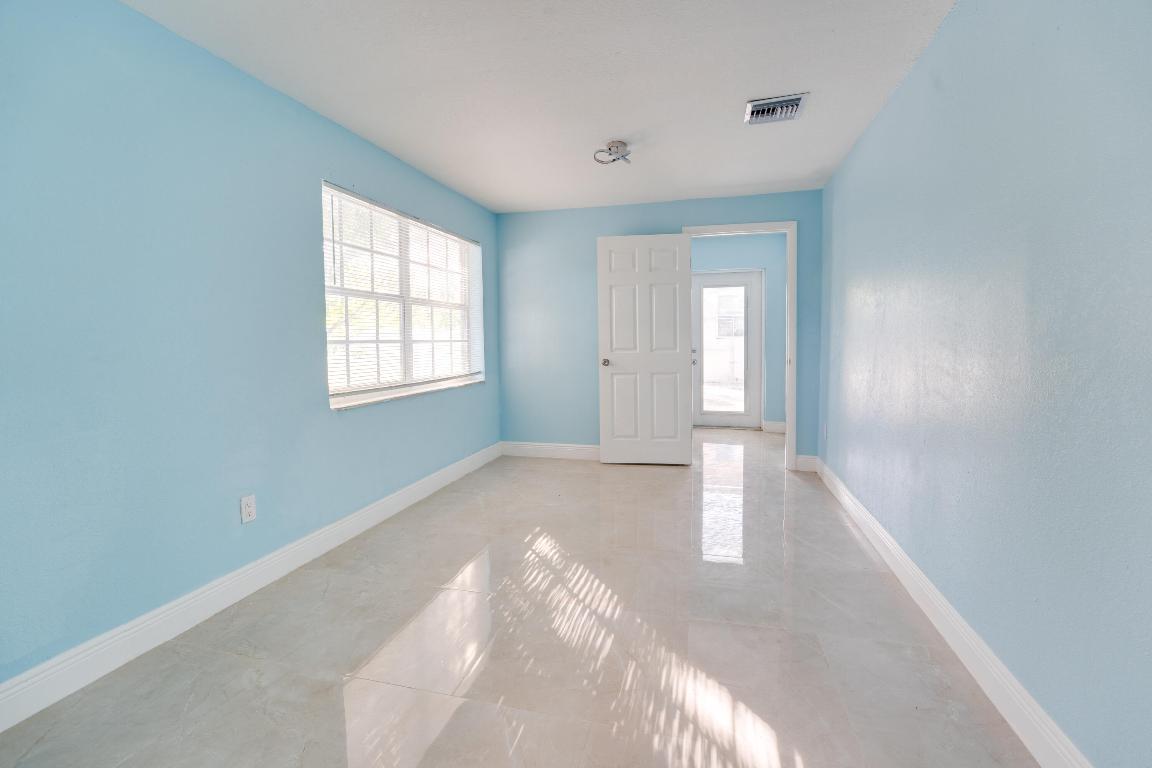 PARKVIEW HEIGHTS - Residential Lease