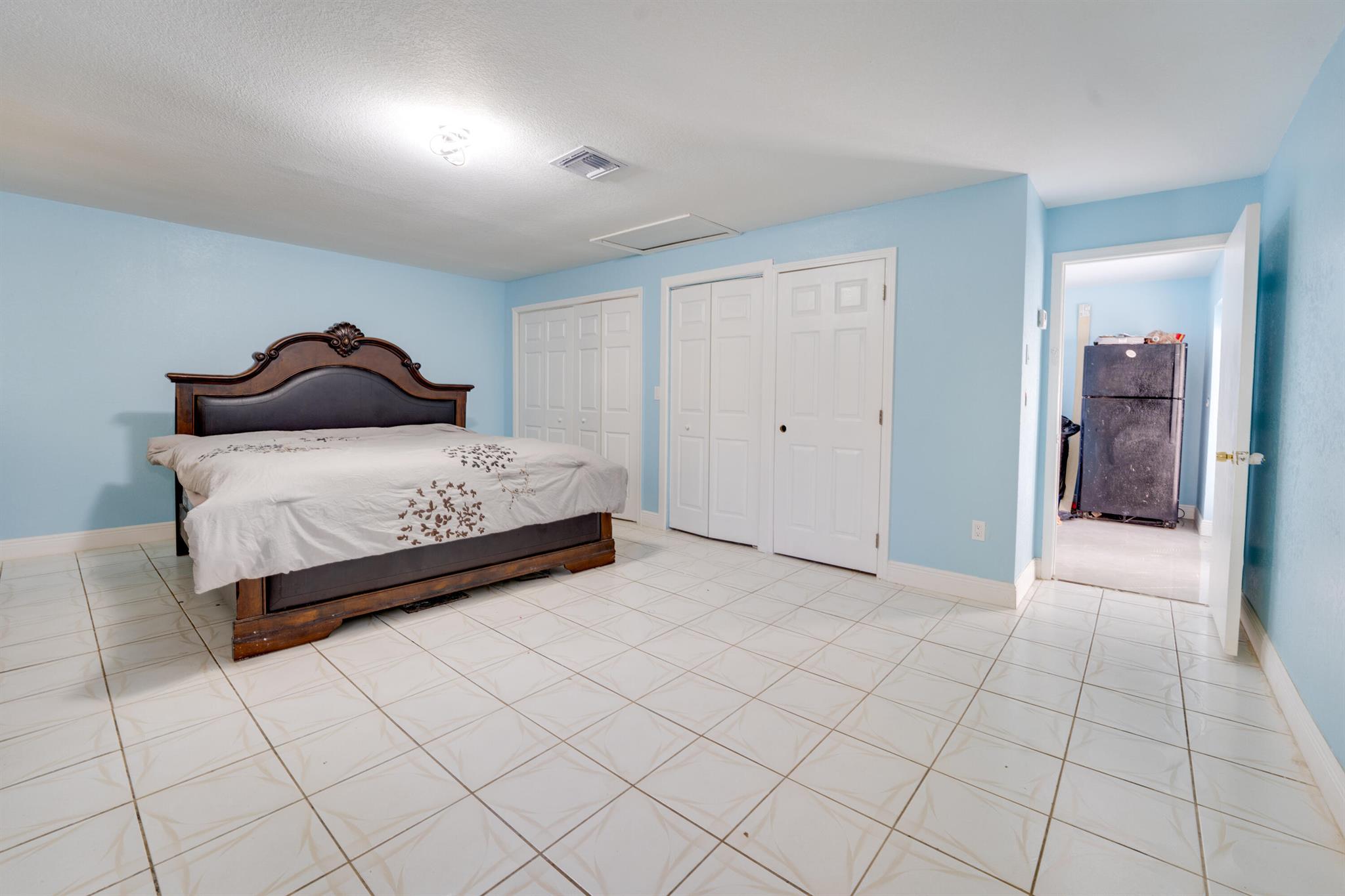 PARKVIEW HEIGHTS - Residential Lease