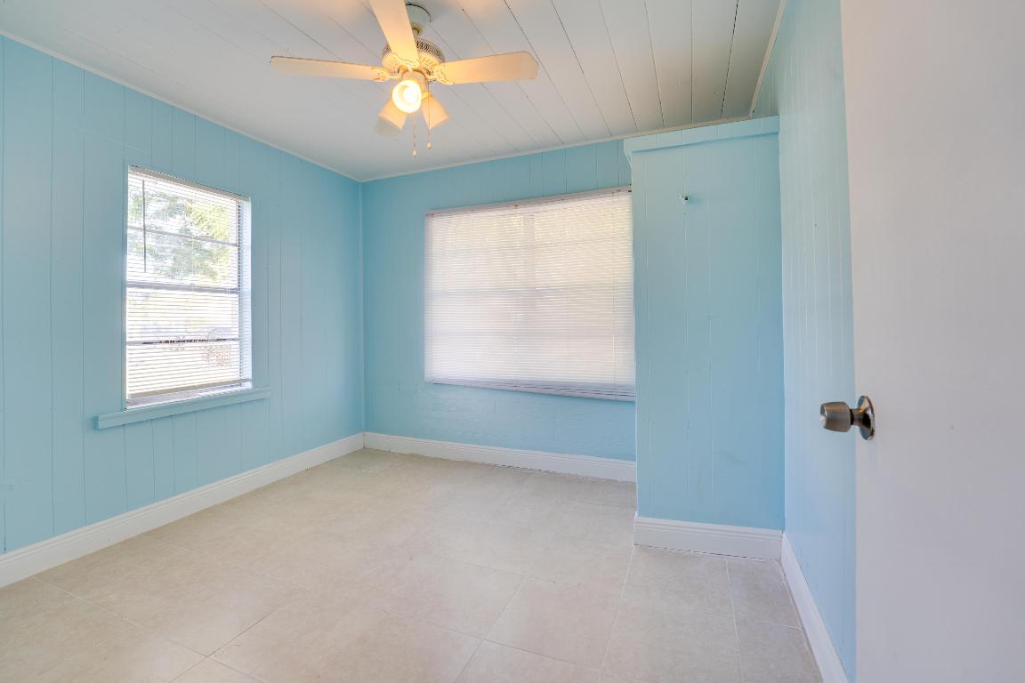 PARKVIEW HEIGHTS - Residential Lease