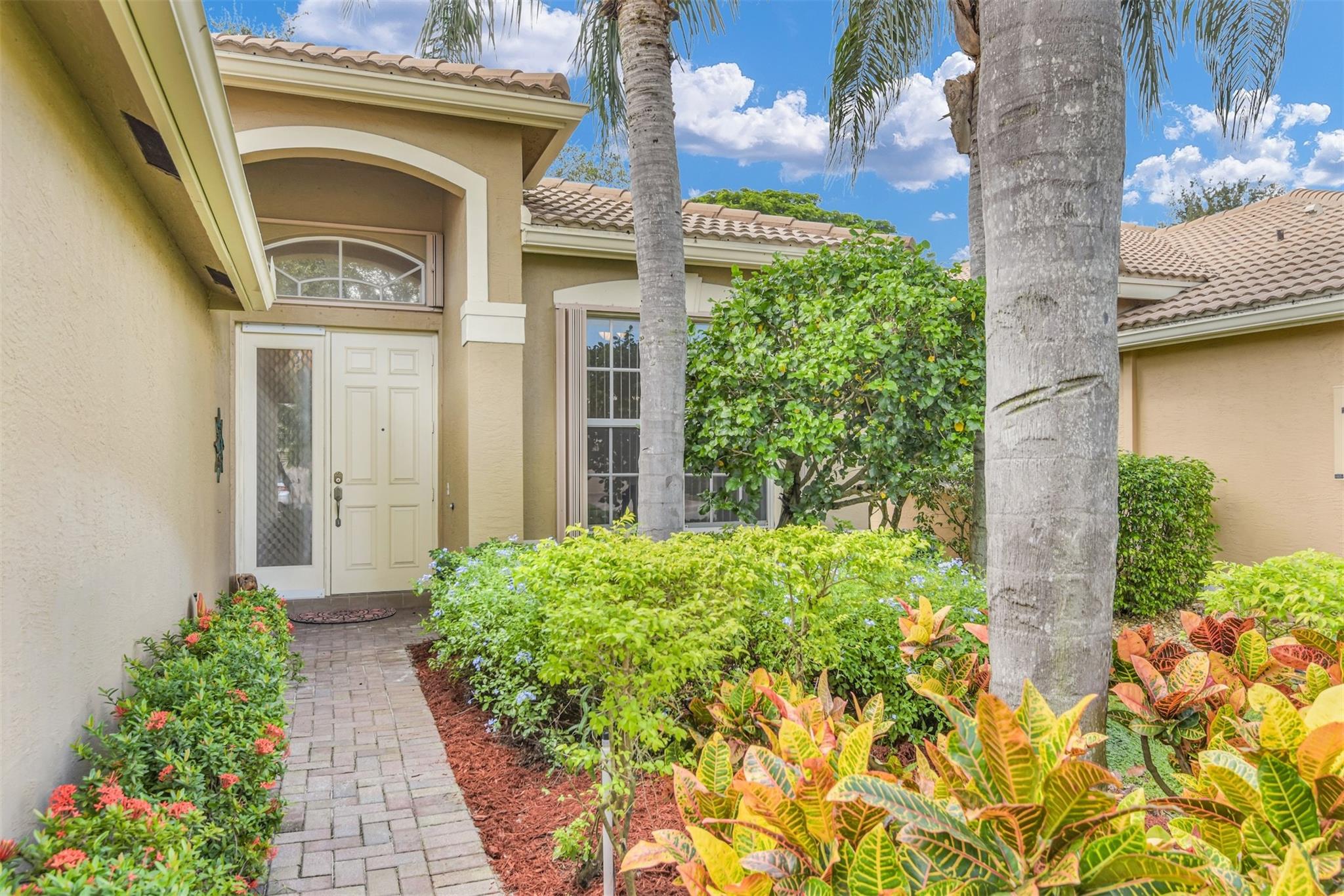 10903 Rock Springs Ter