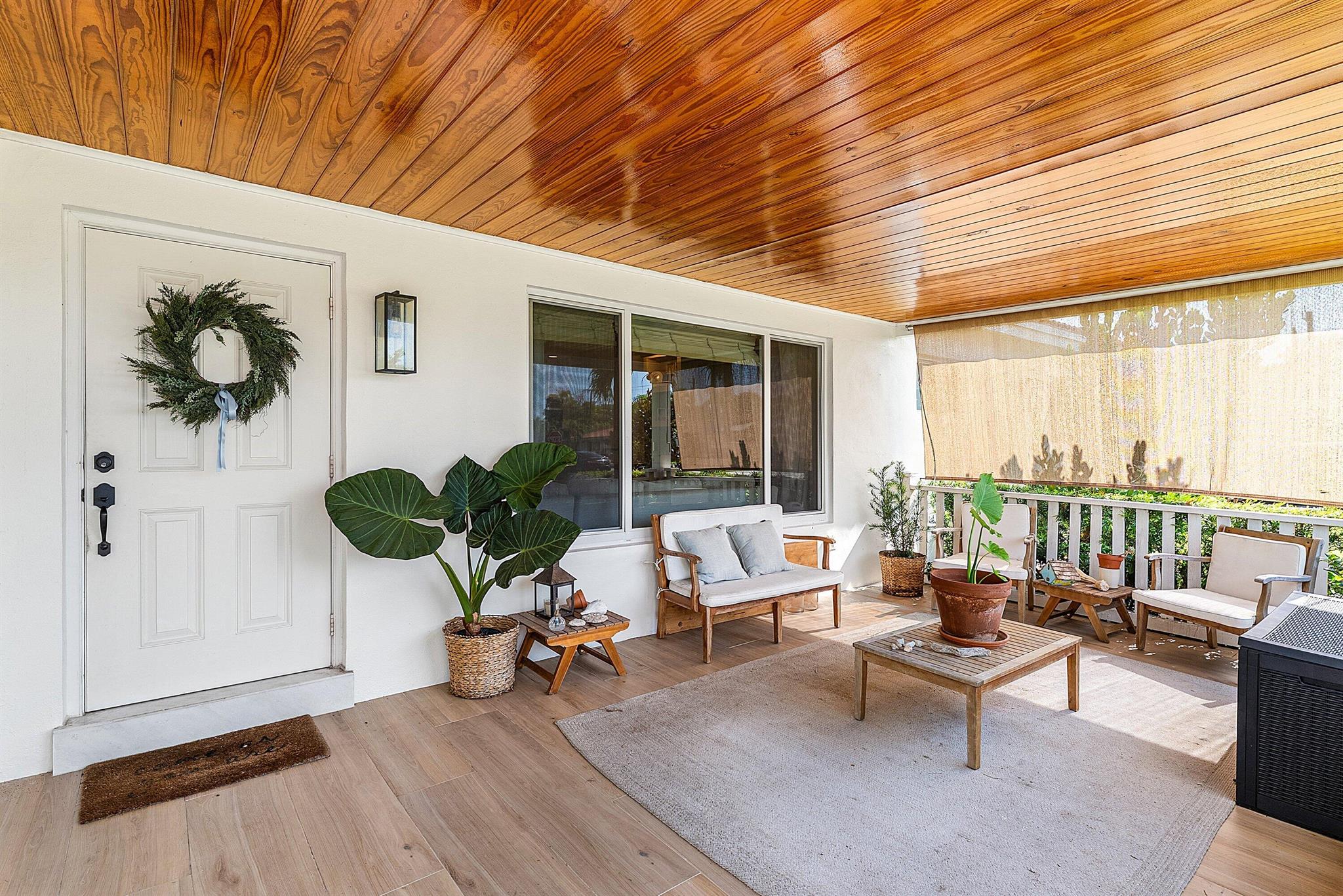 499 NE 28th Road