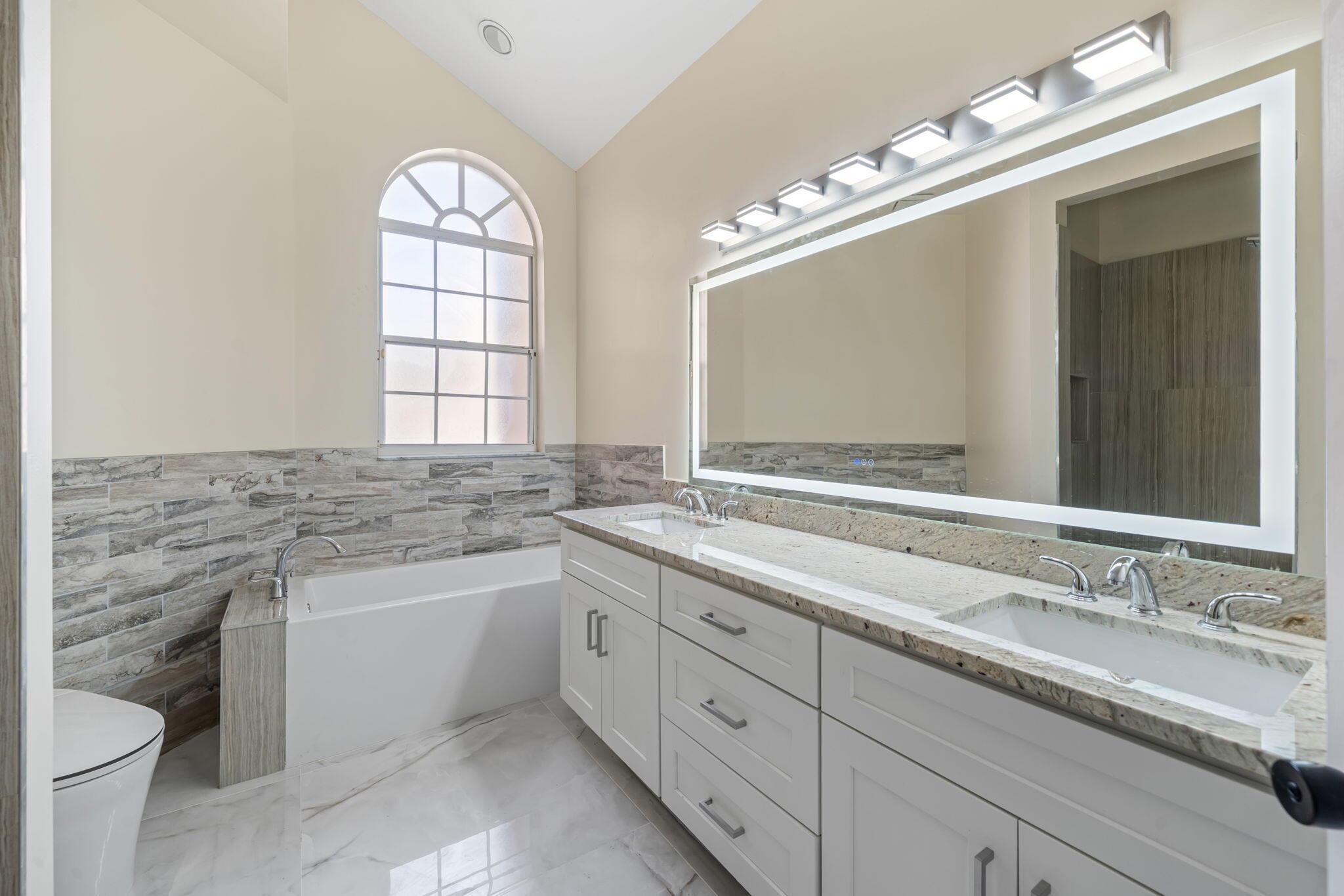 BANYANS OF ARVIDA COUNTRY - Residential