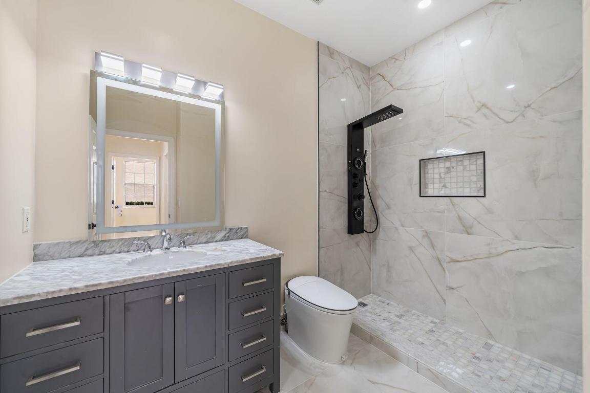 BANYANS OF ARVIDA COUNTRY CLUB - Residential