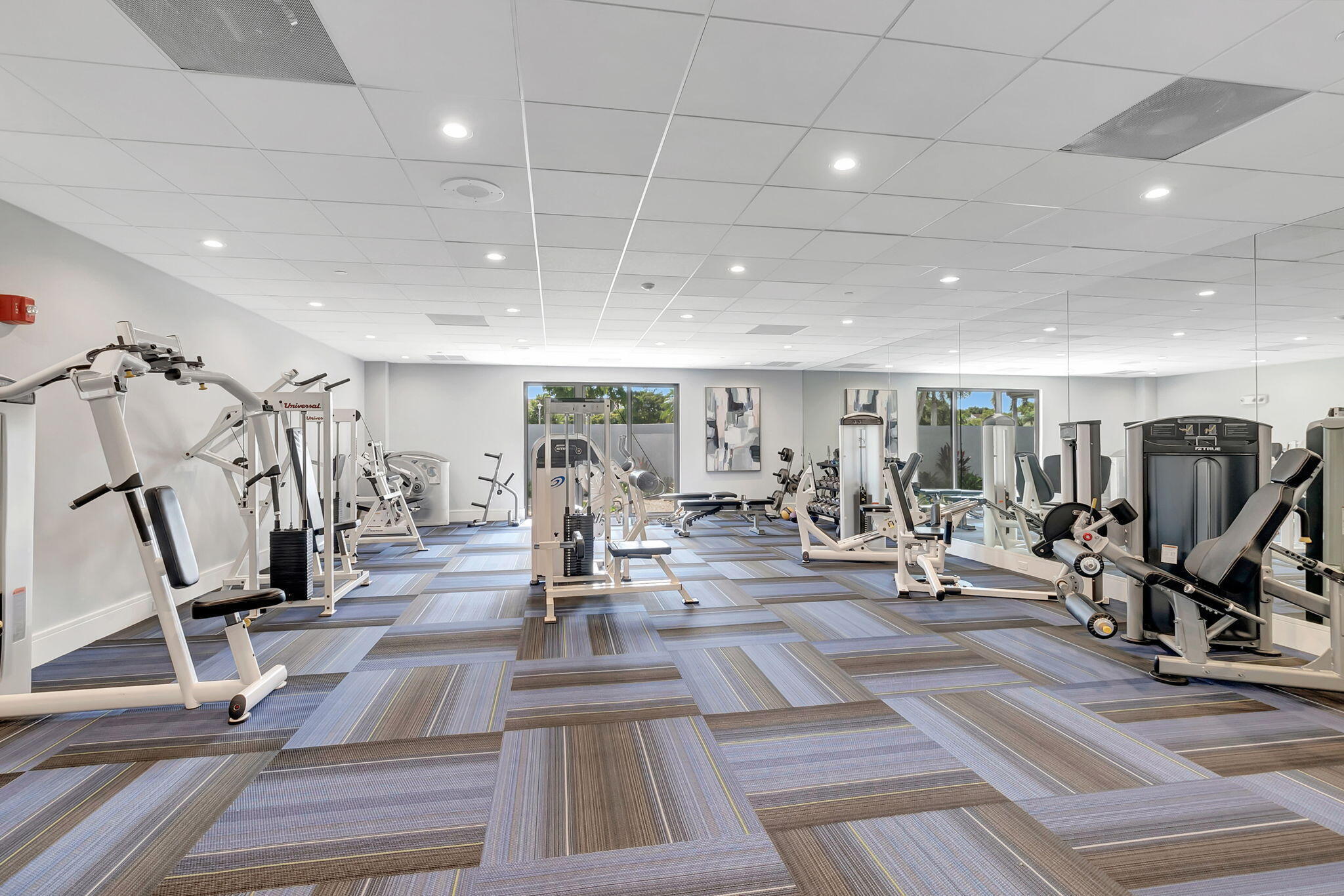 HUNTINGTON LAKES SEC THREE CONDOS - Residential Lease