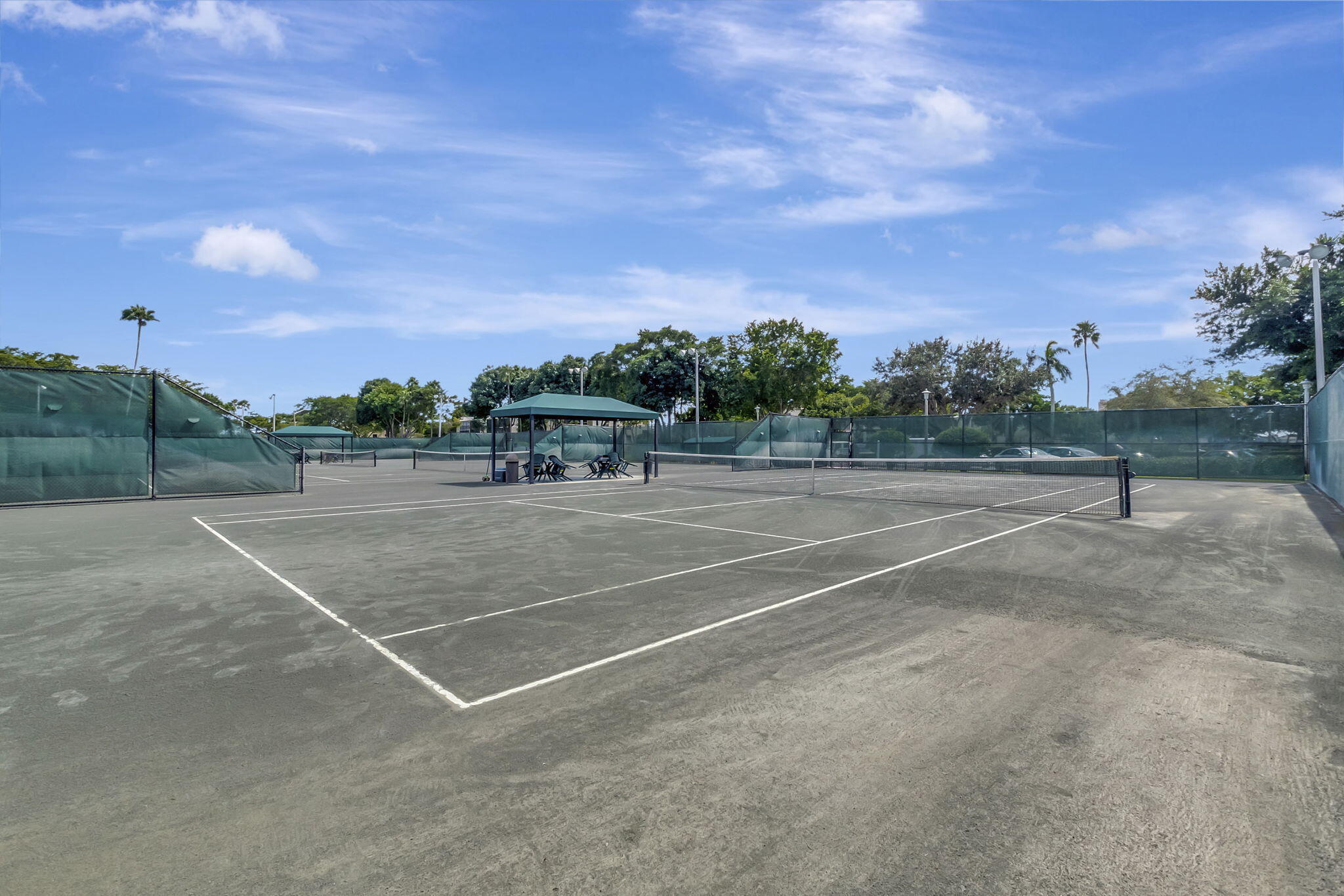 HUNTINGTON LAKES SEC THREE CONDOS - Residential Lease