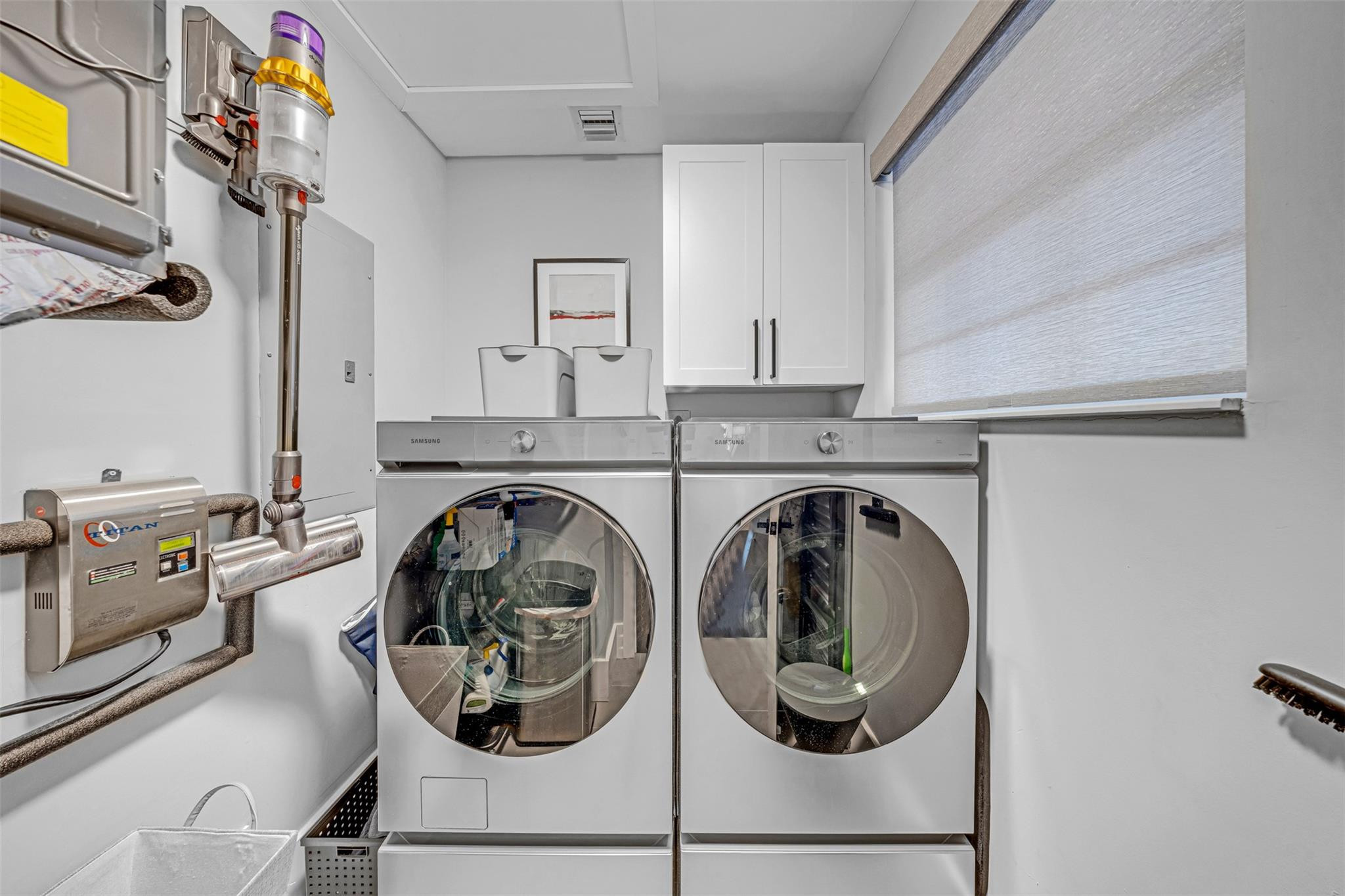 MISTY OAKS CONDOMINIUM - Residential