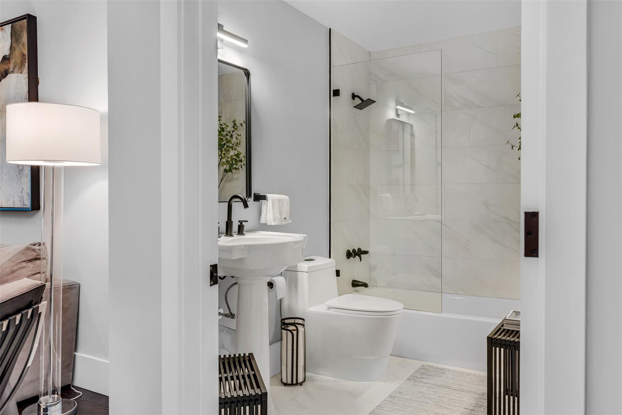 MISTY OAKS CONDOMINIUM - Residential