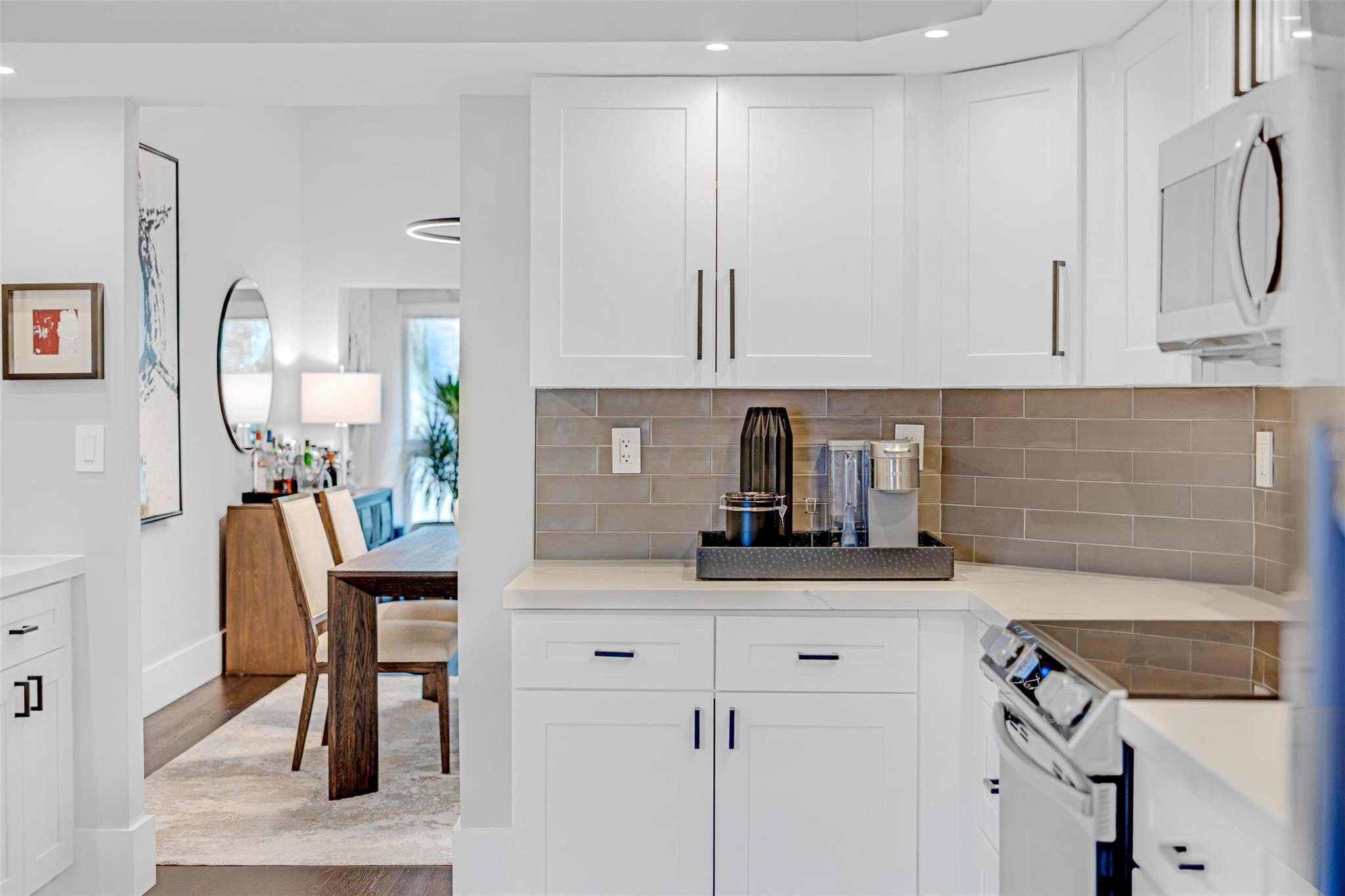 MISTY OAKS CONDOMINIUM - Residential