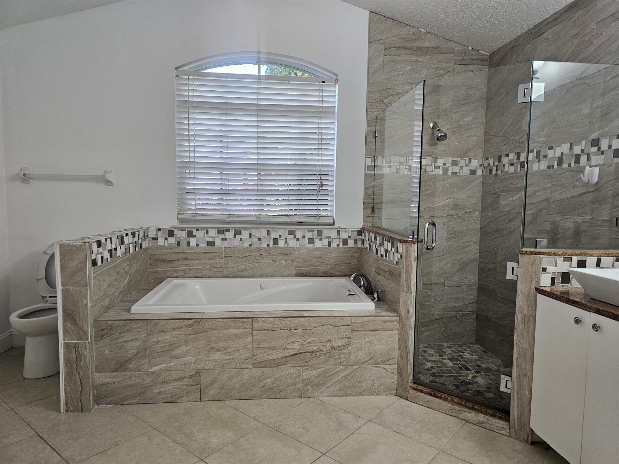 PORT ST LUCIE SECTION 39 - Residential Lease