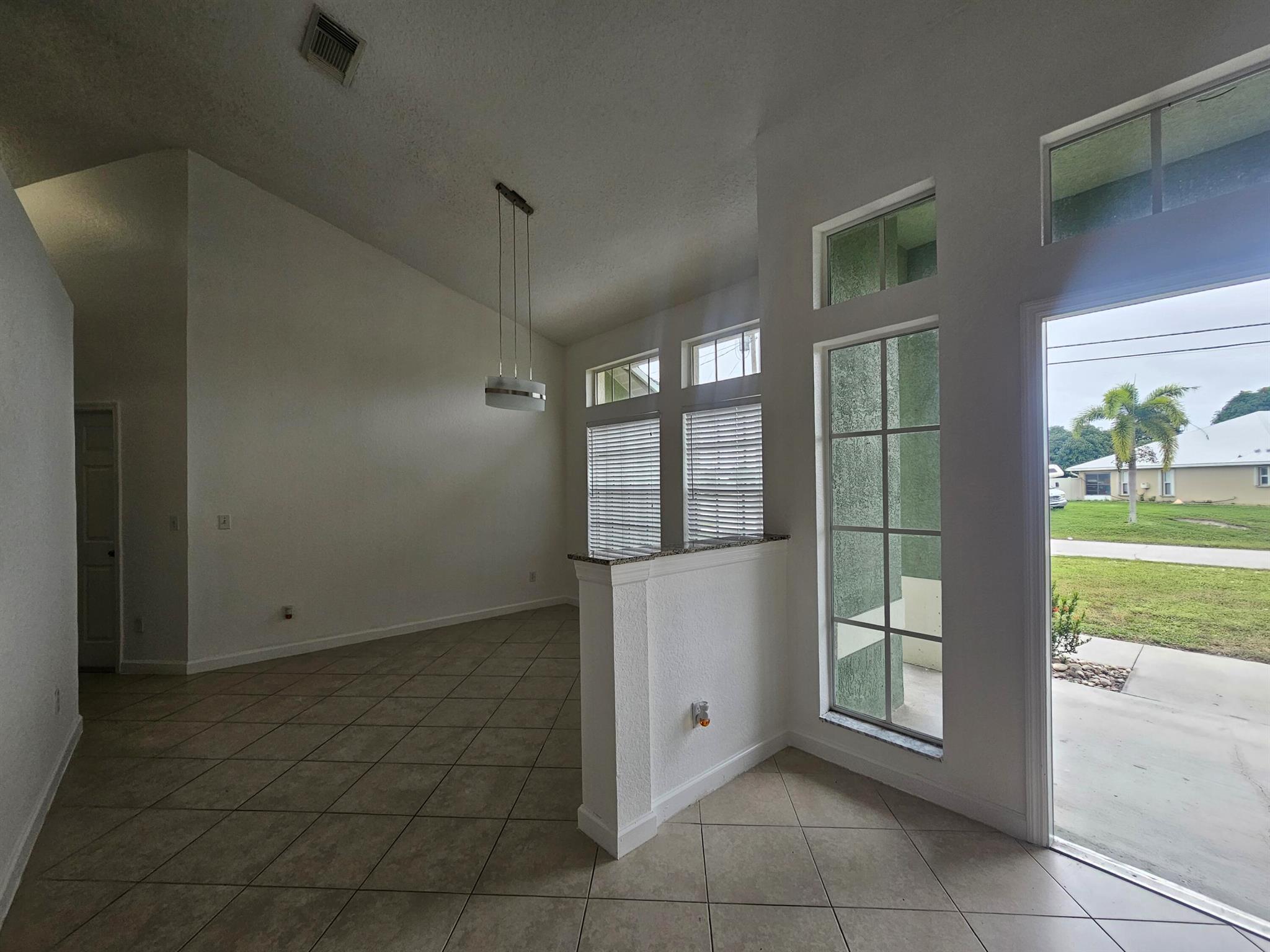 PORT ST LUCIE SECTION 39 - Residential Lease