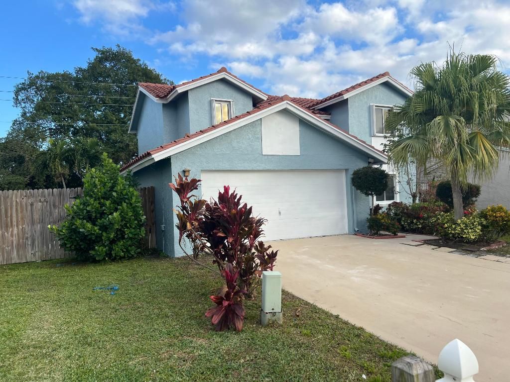 Photo of 6165 Country Fair Circle, Boynton Beach, FL 33437 (MLS # R11152772)