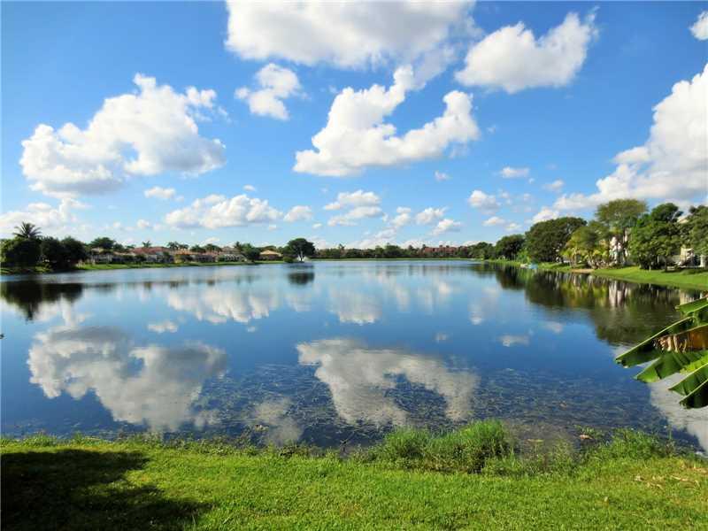 WINSTON PARK - Residential