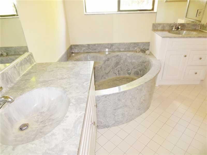 WINSTON PARK - Residential