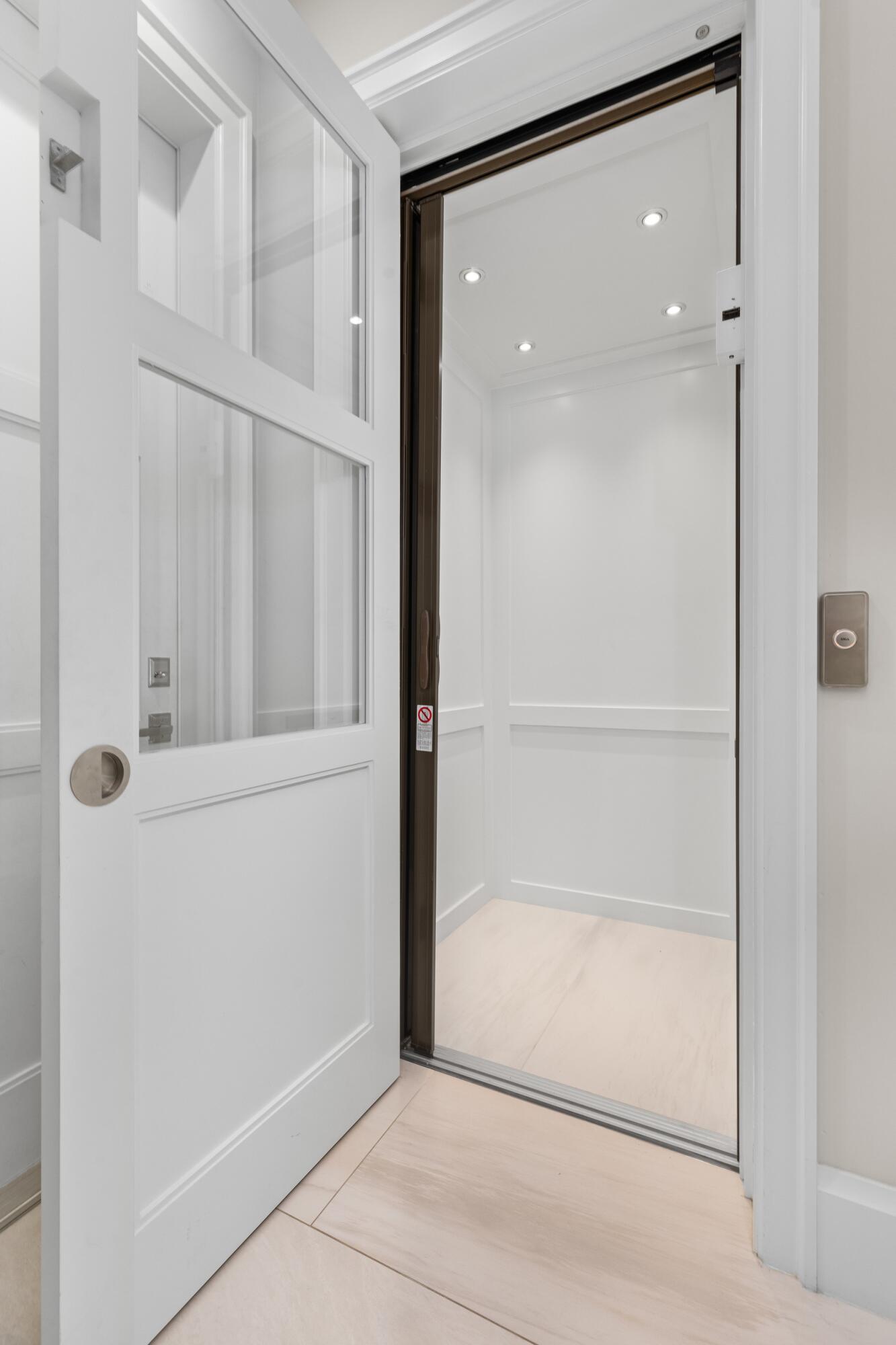 BOCA RATON RIVIERA - Residential