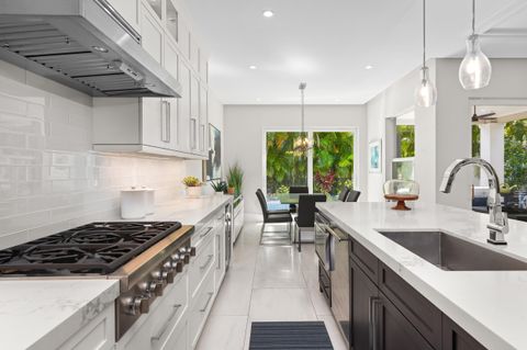 Tiny photo for 444 NE Wavecrest Way, Boca Raton, FL 33432 (MLS # B26008633)