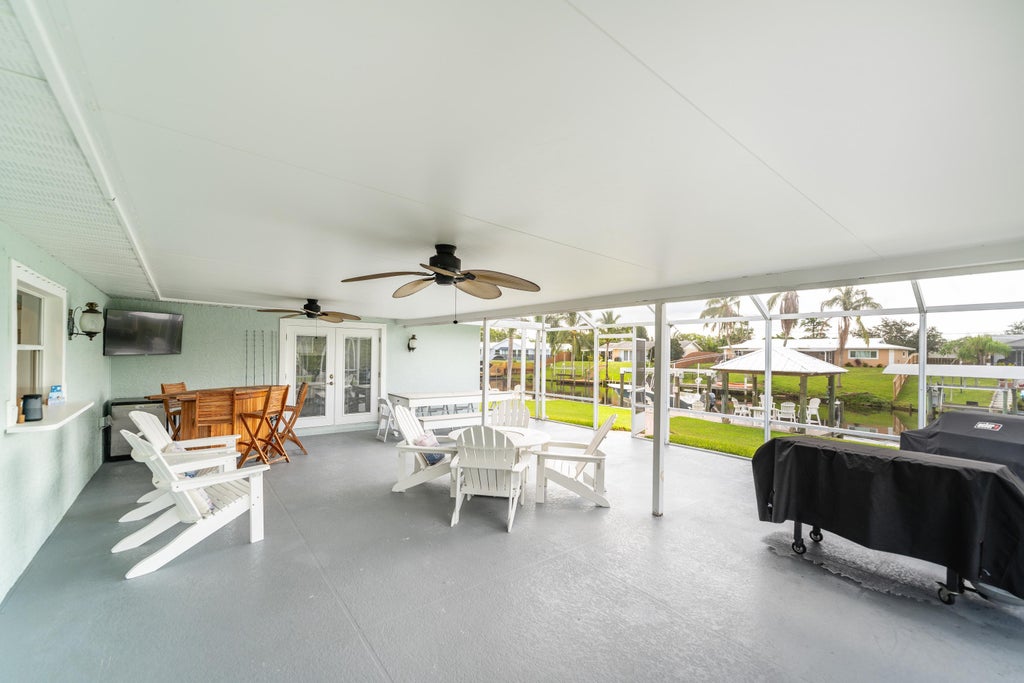 Photo of 715 SE Calmoso Drive, Port Saint Lucie, FL 34983 (MLS # R11005740)