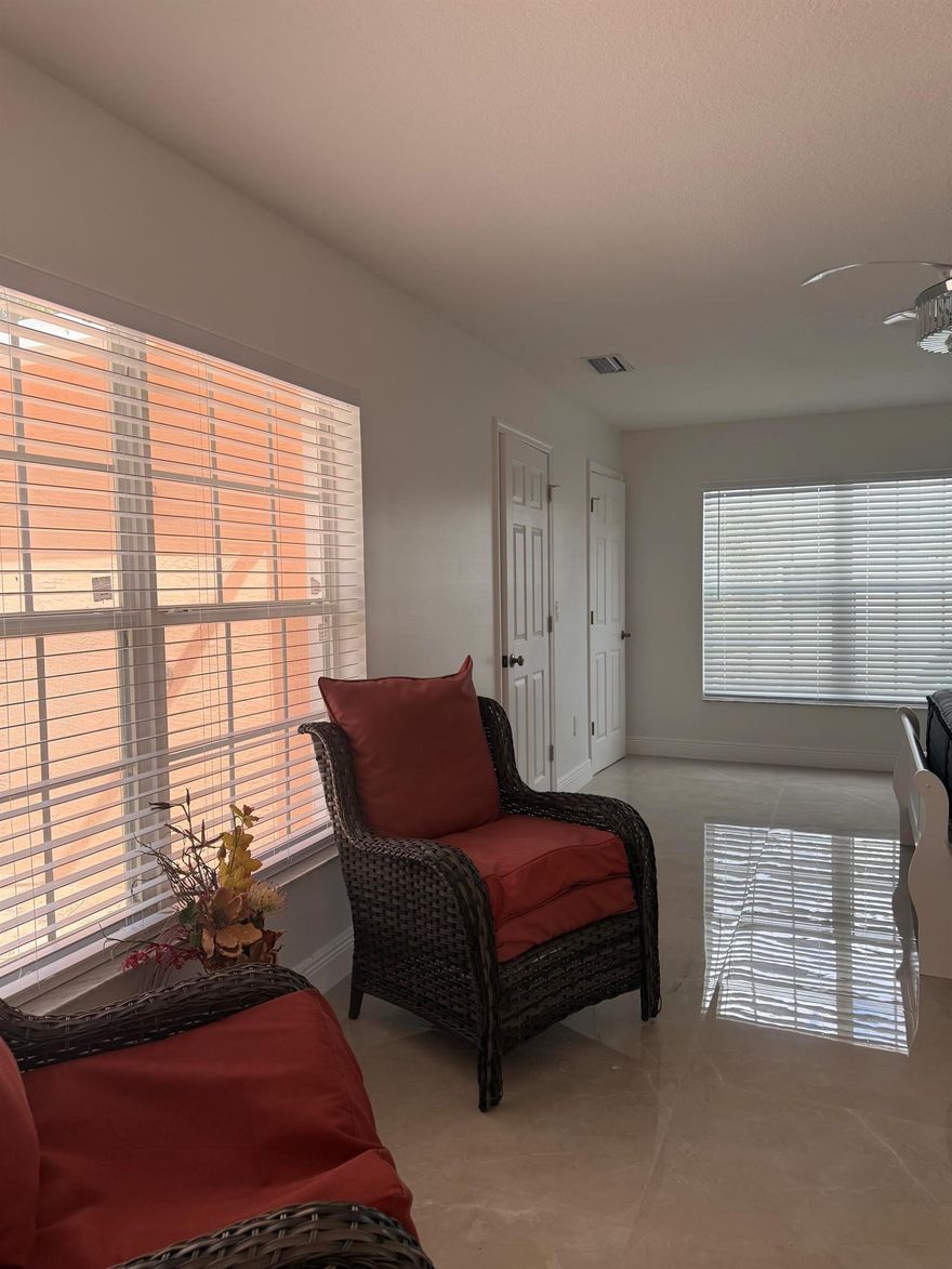 Private Room for Rent - Becker Area, Port St. Lucie.Looking for a clean, quiet place to rest your head? This private room in the desirable Becker area of Port St. Lucie is perfect for a single person who values privacy and simplicity. Utilities included (electric, water, internet) Private room only - access to pool common areas Excellent location: Close to I-95, shopping, restaurants, and more No pets.  Great for a commuter, traveling professional, or someone needing a low-maintenance living space in a peaceful neighborhood.