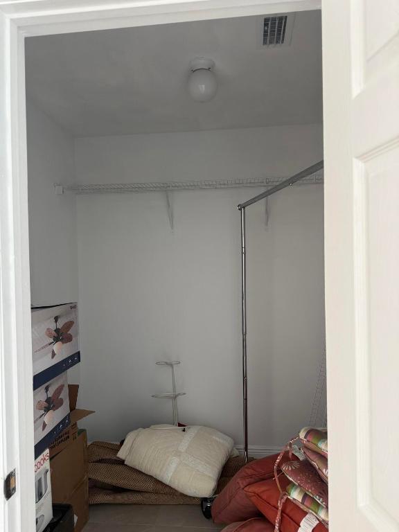 PORT ST LUCIE SECTION  34 - Residential Lease