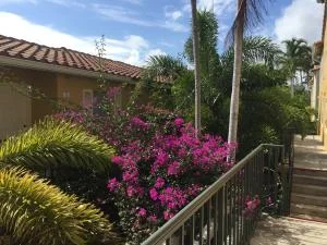 1025 Lake Shore Dr Unit 202  